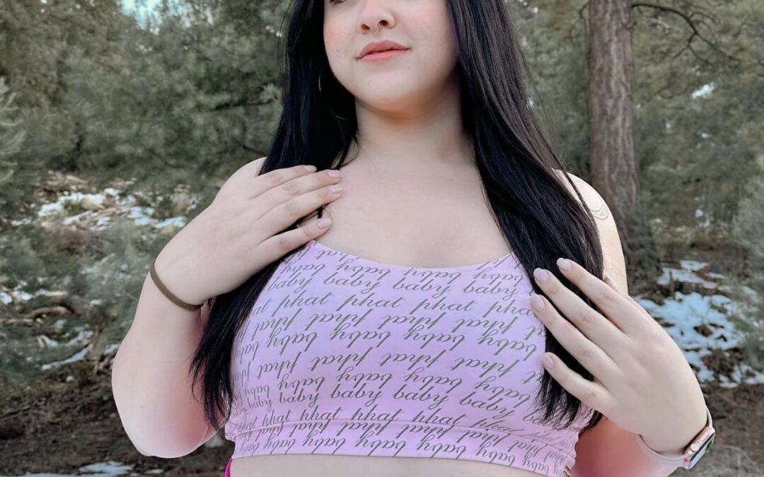 XimenaValentine  Bio, Plus-size Model, Age, Wiki, Facts, Weight…