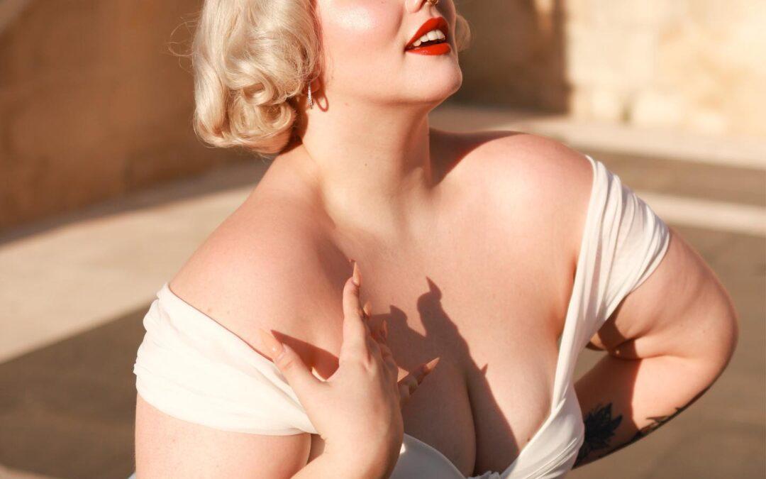 Lolita Rydell  Quick facts, Biography, Age, Voluptuous Body Side, Weight, Height..